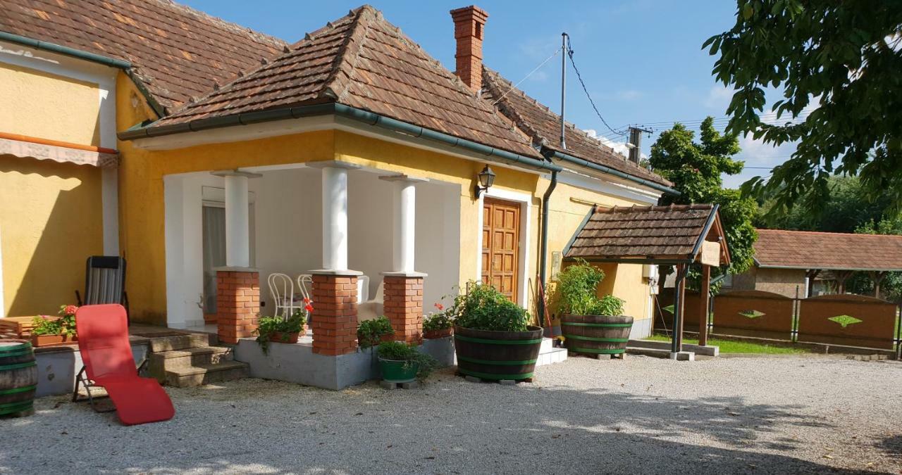 Kerkaszentkirály Kerka-Voelgyi Vendeghaz酒店 外观 照片